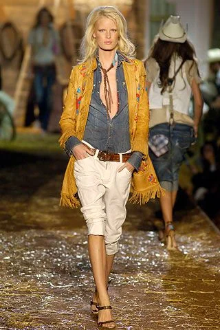 Look 10